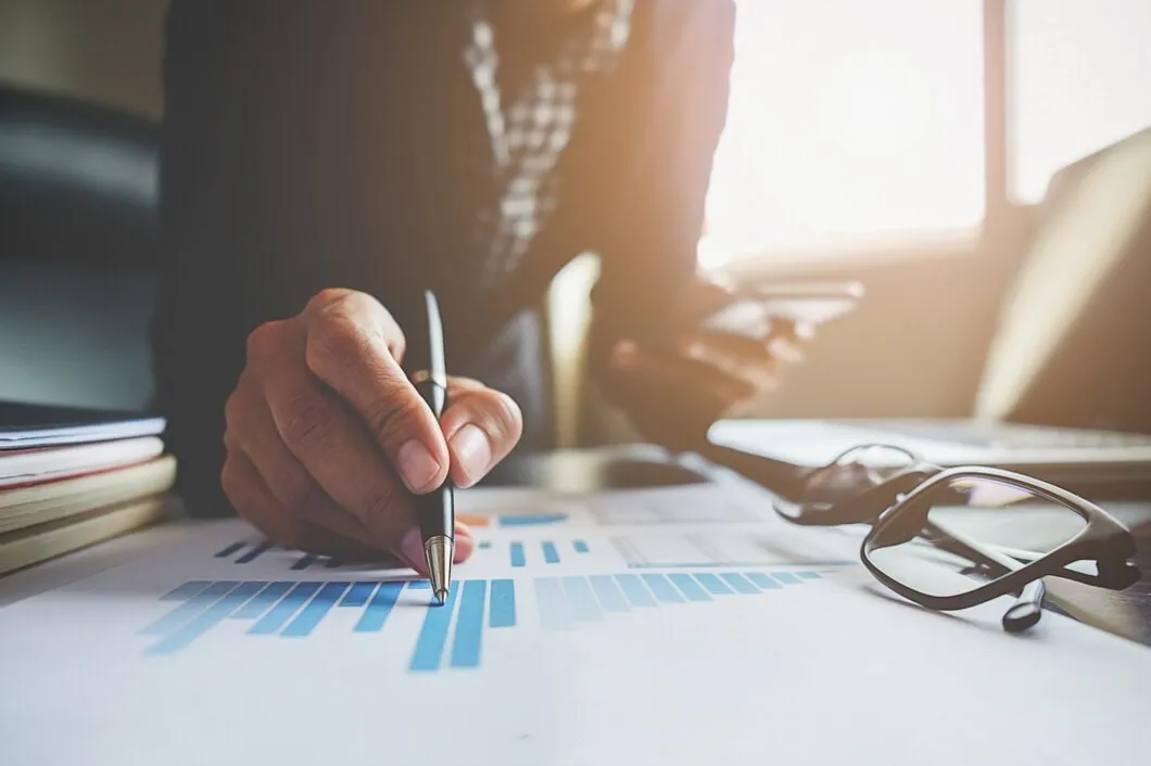 Como precificar um serviço contábil avulso: abertura, baixa, regularização, consultoria e IRPF